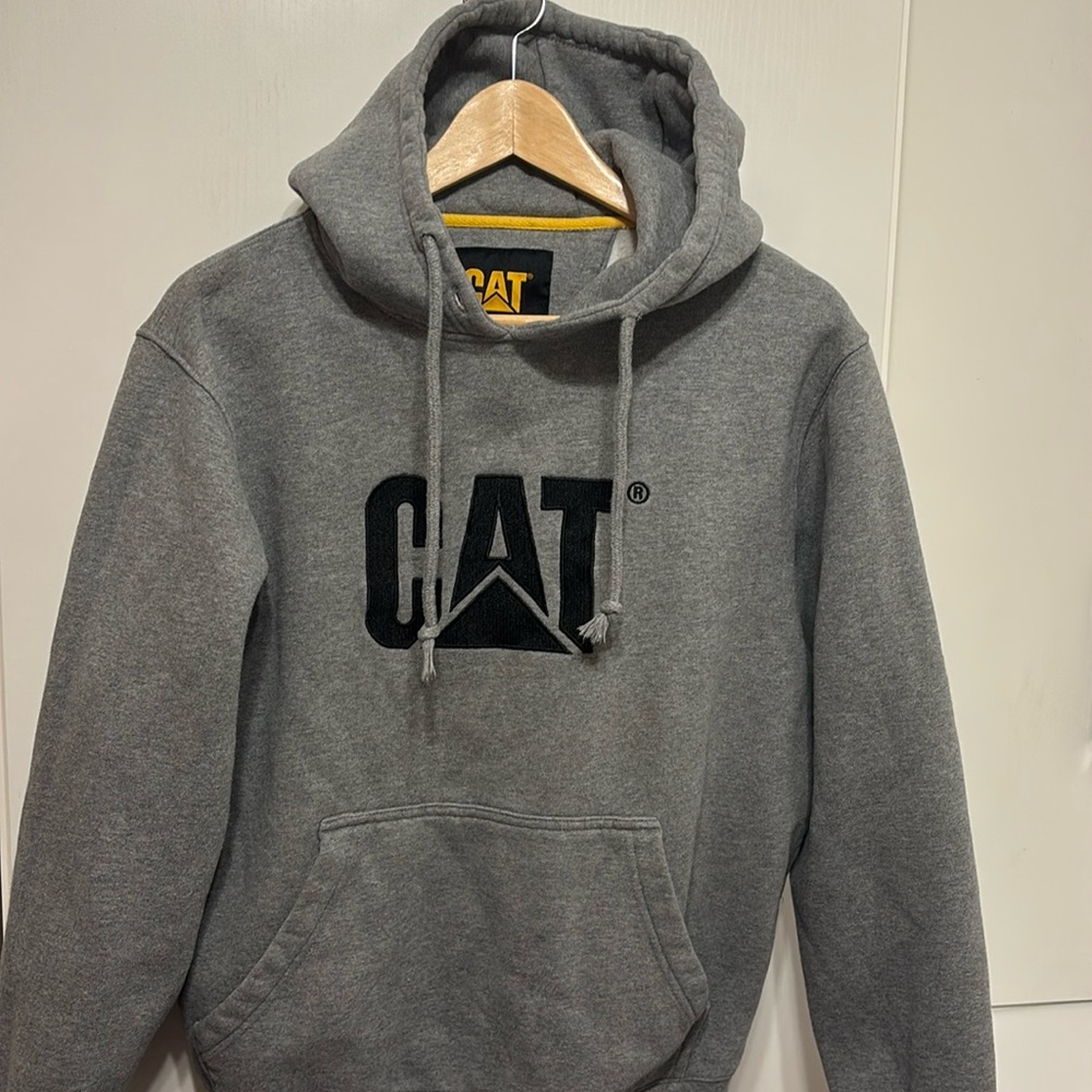 CATERPILLAR men's trademark hoodie sweater in grey (black letters)